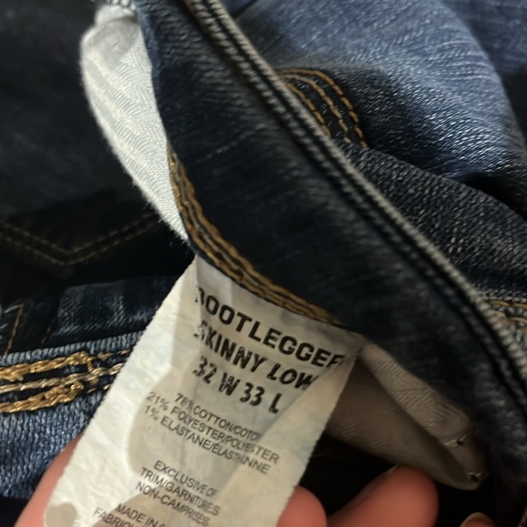 These are blue bootlegger skinny low rise size 32 w 33 L - Picture 2 of 3